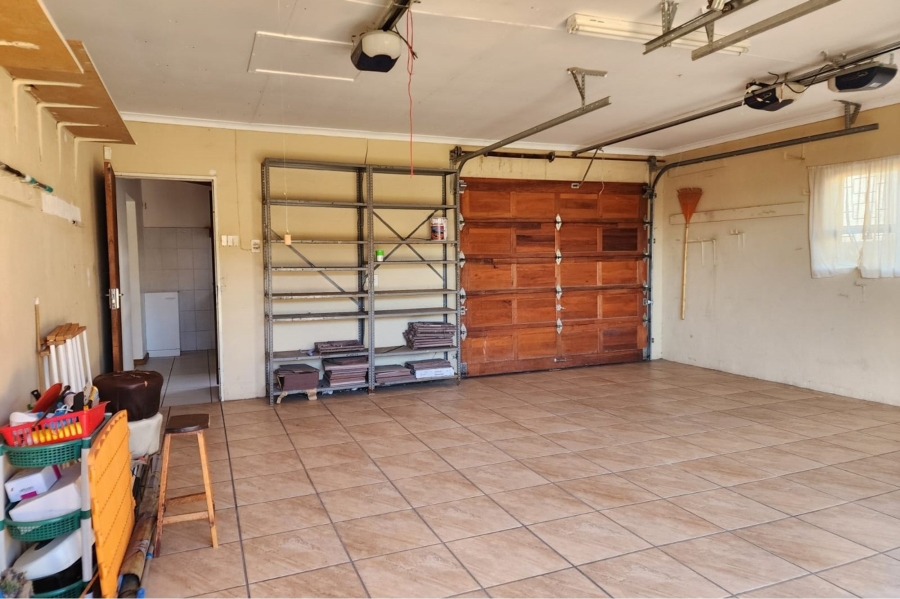 3 Bedroom Property for Sale in Wavecrest Eastern Cape